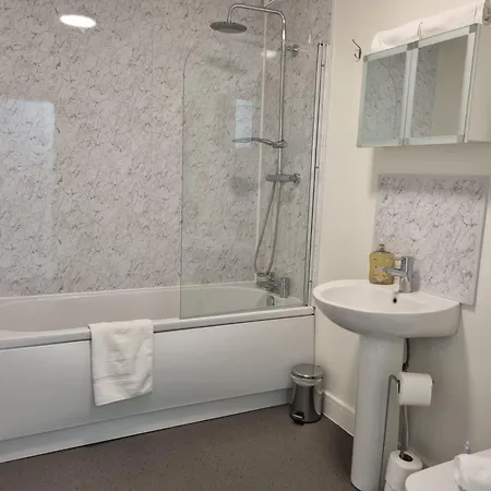 Cromwell By Cliftonvalley Apartment Bristol