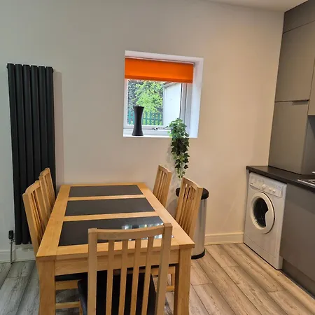 Cromwell By Cliftonvalley Apartman Bristol
