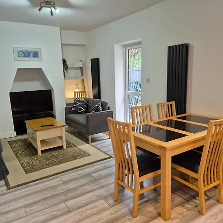Apartment Cromwell By Cliftonvalley *