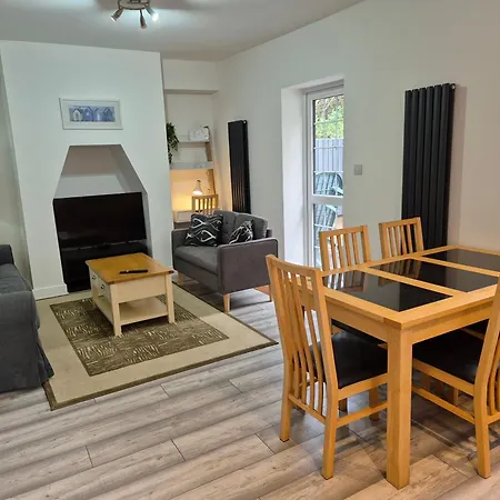 Apartment Cromwell By Cliftonvalley Bristol